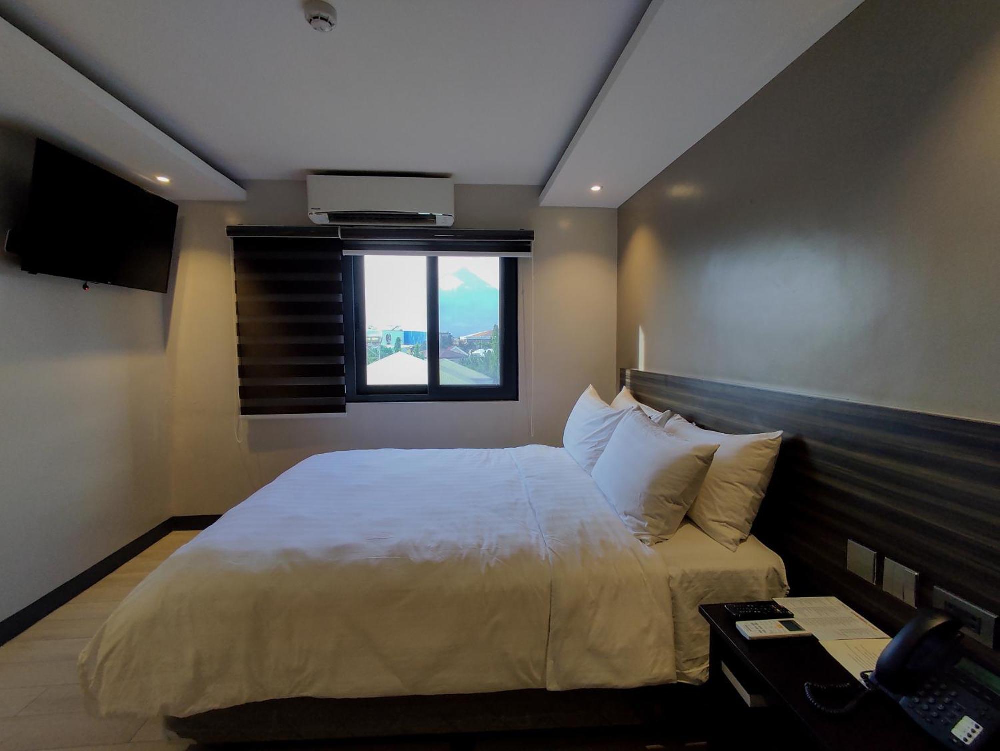 Hotel Inigo Legazpi City Exteriör bild